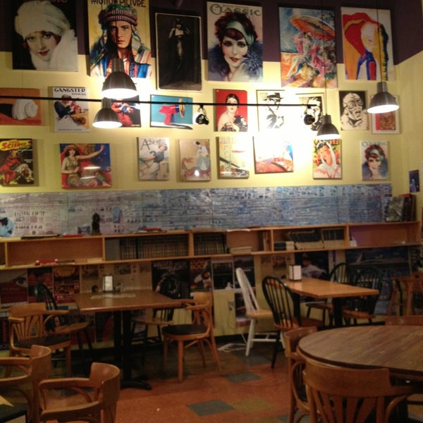 9/18/2013にMarin S.がRenaissance Cafeで撮った写真