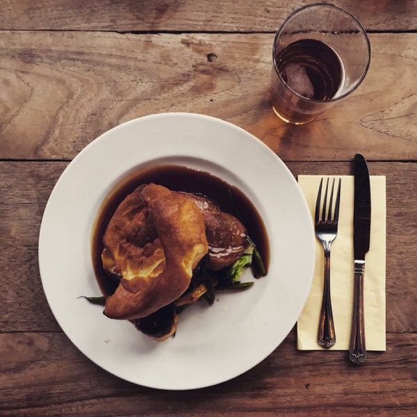The say they serve the best Sunday roast in London. And they do.