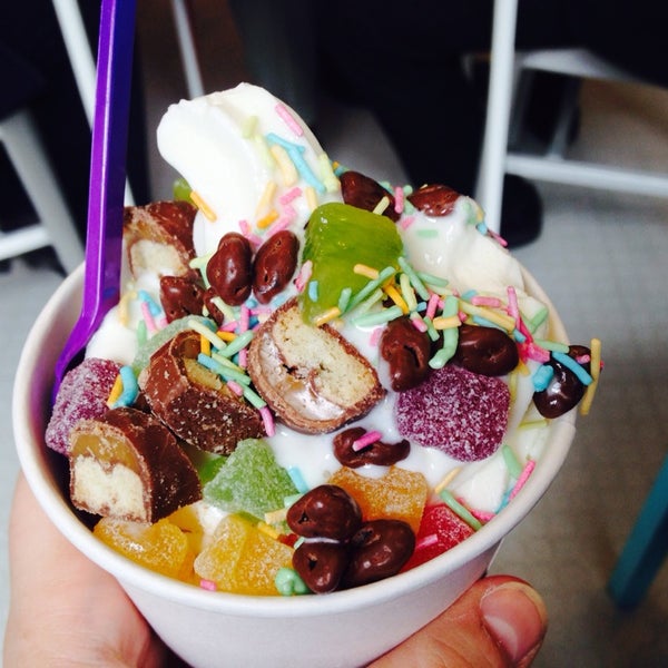 Photo taken at Yobot Frozen Yogurt by Anastasia on 5/3/2014