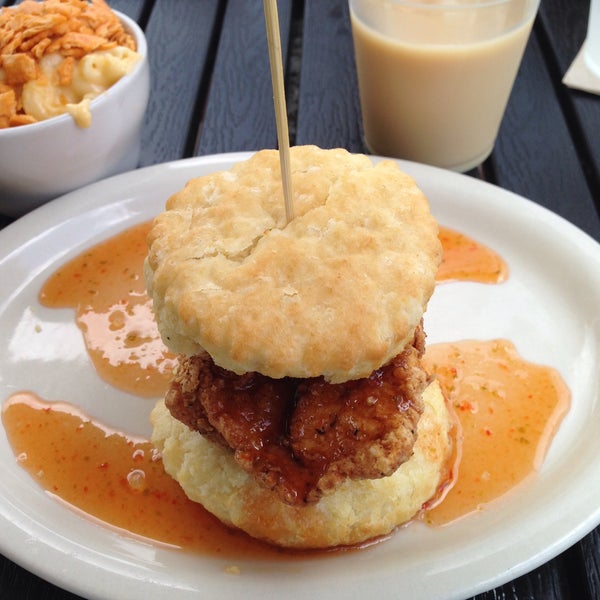 Photo taken at Maple Street Biscuit Company by Kaitlin on 4/18/2015