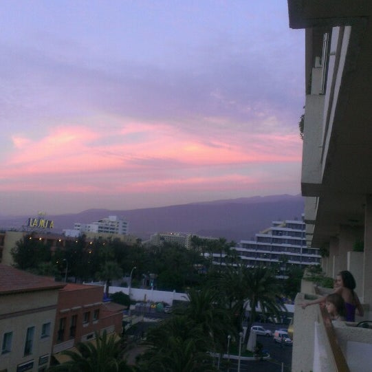 Photo taken at Hotel Best Tenerife by Raivis D. on 11/5/2013