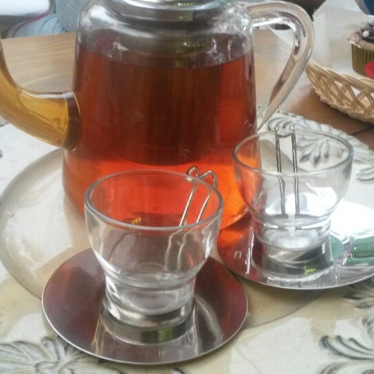 Foto diambil di The Little Teapot oleh Jazmin I. pada 9/21/2014