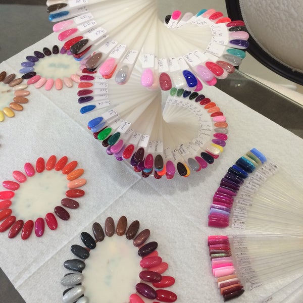 First Lady Nails Cafe Centro per ricostruzione unghie in Torino