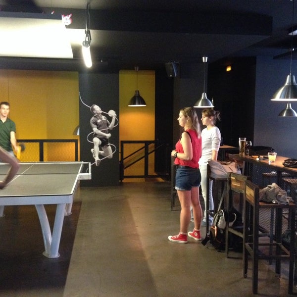 รูปภาพถ่ายที่ Gossima Ping Pong Bar โดย Rémi P. เมื่อ 7/15/2014