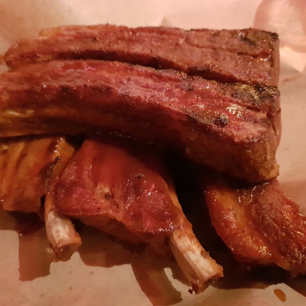 Photo taken at Big Easy Bar.B.Q &amp; Crabshack by Cesar L. on 3/18/2018