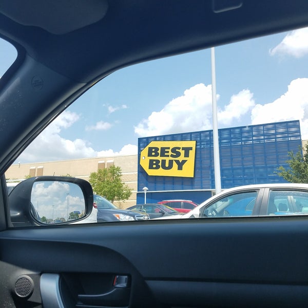 Best Buy Electronics Store in Savage Guilford