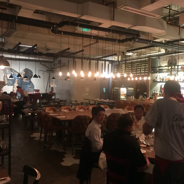 Photo taken at MATTO Italian Restaurant by Anthony B. on 11/23/2017
