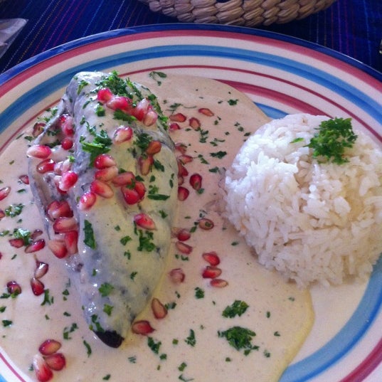 Photo prise au Totopos Restaurante Mexicano par Sandra P. le10/29/2012