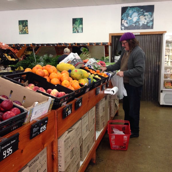 фрукты в пакете. микро овощи и фрукты. озон фруктовая. пакеты для овощей и фруктов. покажи машинку для очистки земляники.