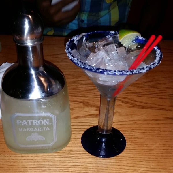 Photo taken at Chili&#39;s Grill &amp; Bar by Katie G. on 8/12/2015