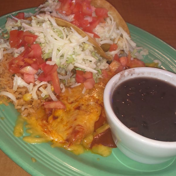 10/12/2018 tarihinde Katie G.ziyaretçi tarafından Margaritas Mexican Restaurant'de çekilen fotoğraf