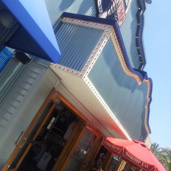 Photos at Bubba Gump Shrimp Co The Anaheim Resort 76 tips from 5960