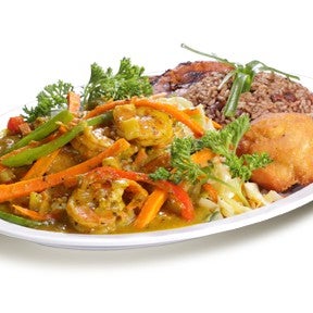 รูปภาพถ่ายที่ Ackee Bamboo Jamaican Cuisine โดย Ackee B. เมื่อ 3/21/2012