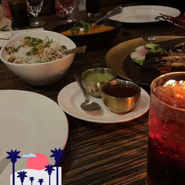 Das Foto wurde bei Spice Affair Beverly Hills Indian Restaurant von Abdalelah 8. am 7/2/2022 aufgenommen