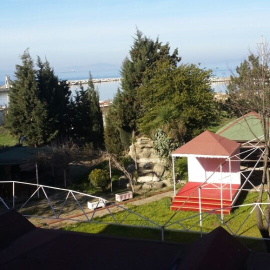Yalova öğretmen evi Yalova, Yalova