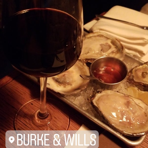 Dollar oysters during happy hour. Drinks are also 2-for-1.