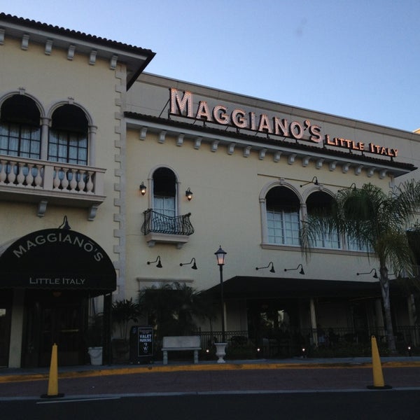 Photo taken at Maggiano&#39;s Little Italy by Jrgts on 2/3/2013