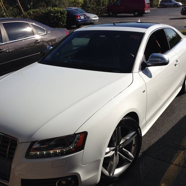 Snappy Car Wash 2700 Decker Blvd