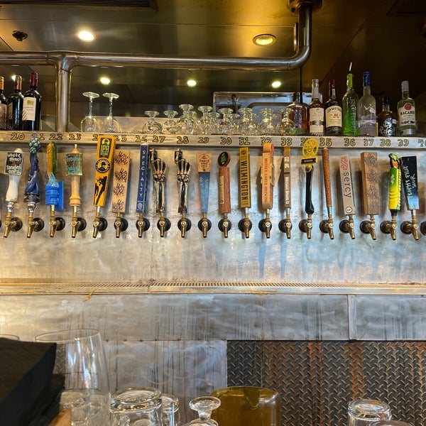 Brier Creek Beer Garden Bar al aire libre