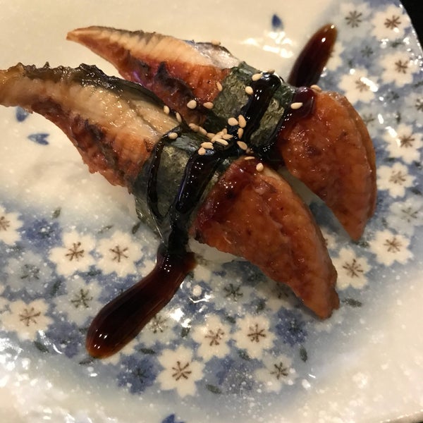 Photo taken at Yuubi Japanese Restaurant by Victor L. on 7/23/2018