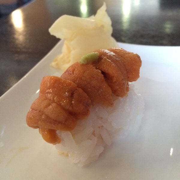 Снимок сделан в Yuubi Japanese Restaurant пользователем Victor L. 6/21/2015