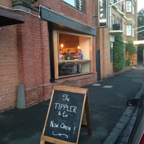 12/9/2013 tarihinde Kenny H.ziyaretçi tarafından The Tippler &amp; Co'de çekilen fotoğraf