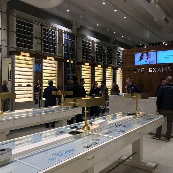 Photo taken at Warby Parker by Rob P. on 1/28/2018