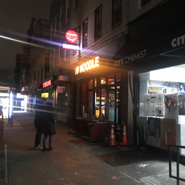 Photo taken at Hi Noodle Etc by Rob P. on 3/7/2018