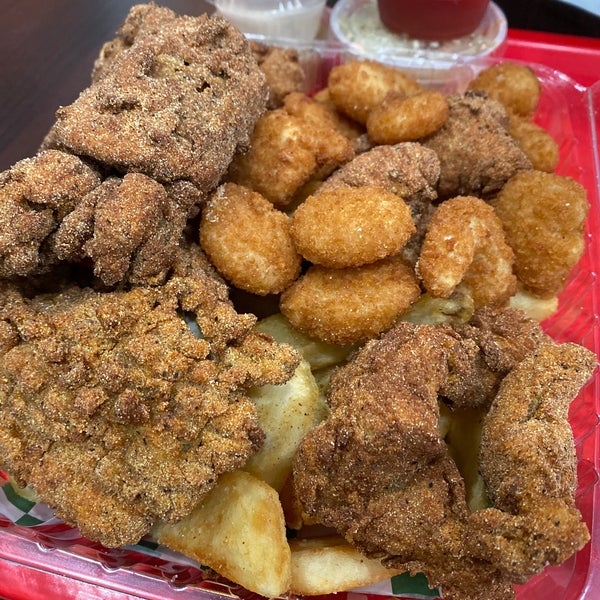 Little Jewel of New Orleans Cajun and Creole Restaurant in Los Angeles