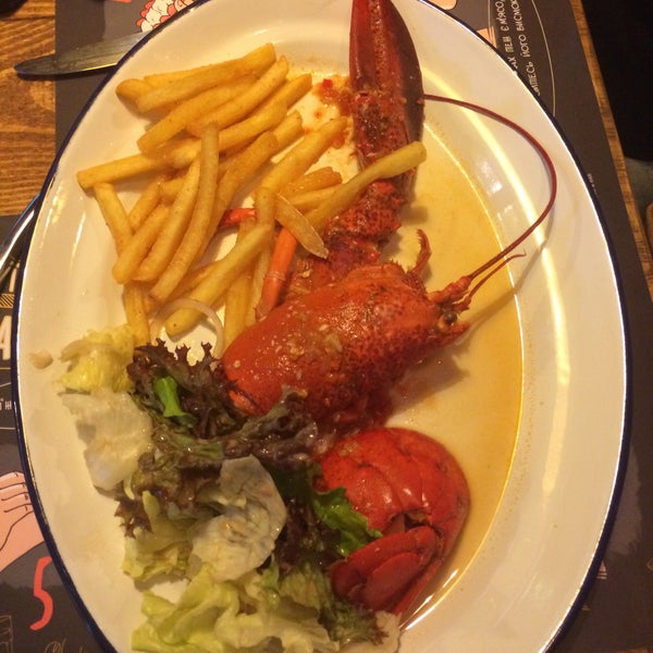 Foto diambil di Crab&#39;s Burger Odessa oleh Kristy M. pada 1/8/2015