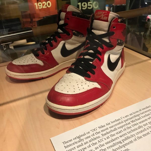 Photo taken at The Bata Shoe Museum by Zeeshan H. on 2/16/2020