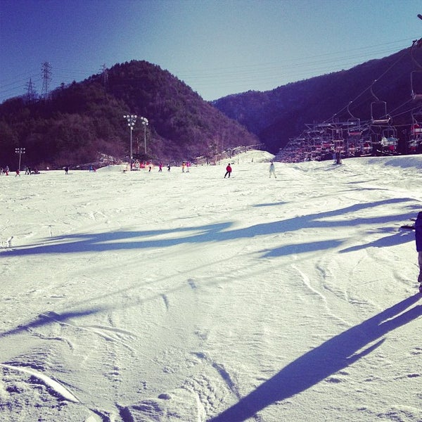 場 カムイ みさか スキー 高鷲スノーパークにてスノーボードハーフパイプのイベント。戸塚優斗選手のチームメイトに❗️