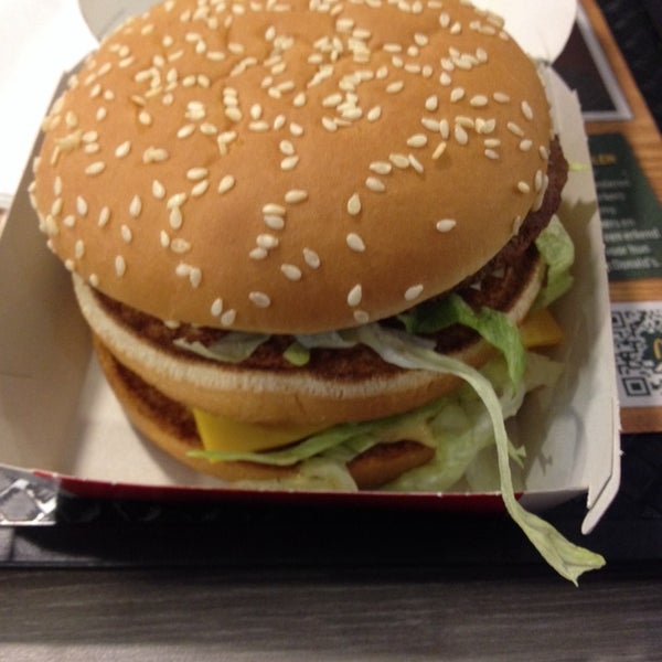 Photo taken at McDonald&#39;s by Mark E. on 1/21/2014