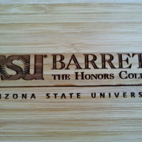 Das Foto wurde bei Barrett, The Honors College von Jason T. am 4/12/2013 aufgenommen