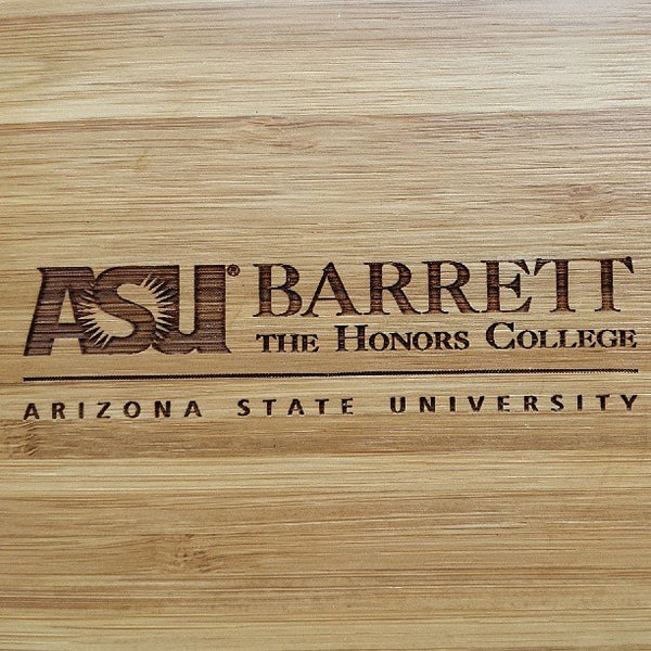 Foto tirada no(a) Barrett, The Honors College por Jason T. em 5/28/2013