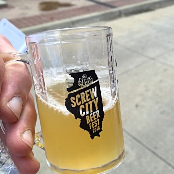 9/10/2016 tarihinde Jermey H.ziyaretçi tarafından Screw City Beer Festival'de çekilen fotoğraf
