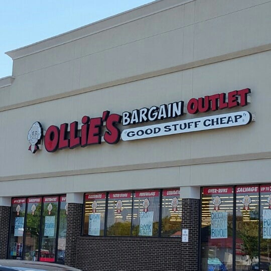 Ollie's Bargain Outlet 119 visitors