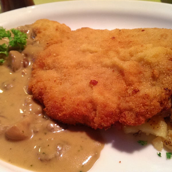 Austrian rather than German eatery. Specialises in Schnitzel. Average quality but friendly and rightly priced