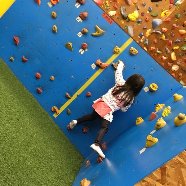 Fotos En ロッククライミングジムzen センター南3take店 Centro De Escalada En Roca En 都筑区 Fotos En ロッククライミングジムzen センター南3take店 Centro De Escalada En Roca En 都筑区