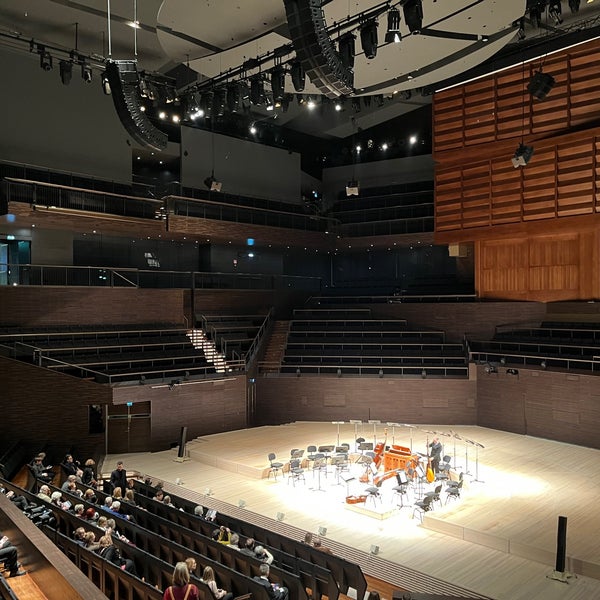 Das Foto wurde bei Musiikkitalo von Mikko K. am 12/11/2022 aufgenommen