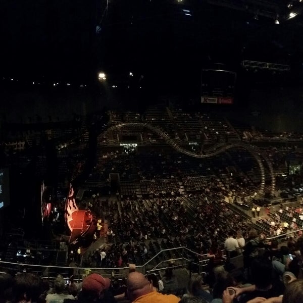 11/6/2014 tarihinde Stephen ..ziyaretçi tarafından Mississippi Coast Coliseum &amp; Convention Center'de çekilen fotoğraf