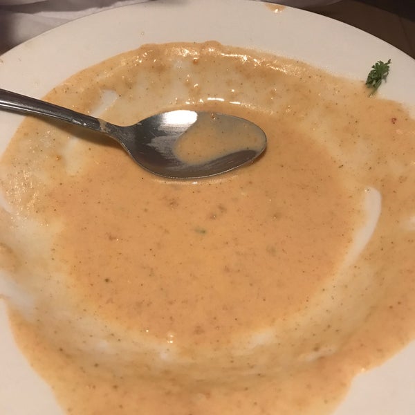 Everything is good here! Fresh fresh fresh, from the homemade soups, to the crisp Cesar salad, and the finale .... seafood to die for.  Please have the lobster bisque to start.