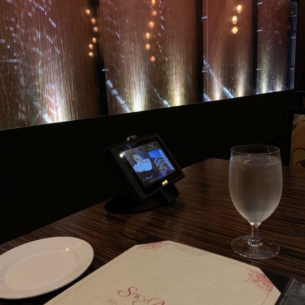 Снимок сделан в Spice Affair Beverly Hills Indian Restaurant пользователем Anastasia B. 1/9/2020