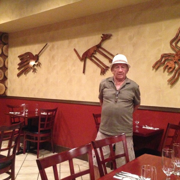 8/22/2013 tarihinde Jack E.ziyaretçi tarafından Costanera Restaurant'de çekilen fotoğraf