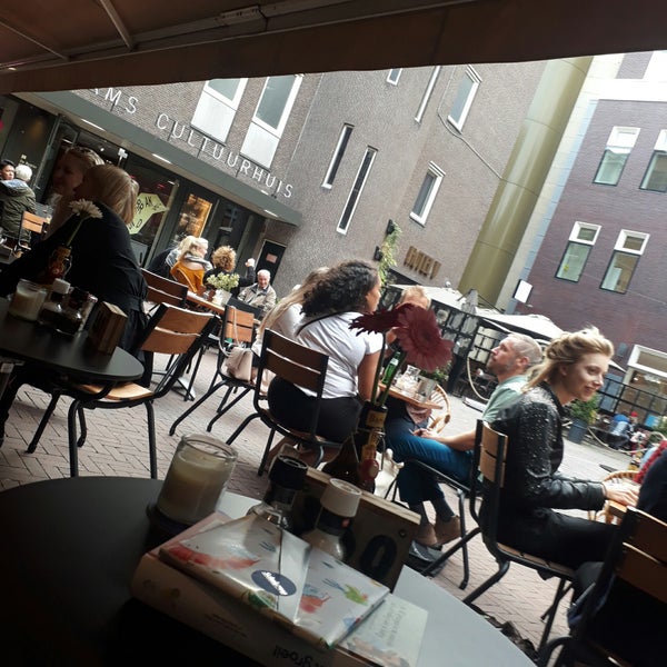 Photo taken at Vlaams Cultuurhuis de Brakke Grond by Yannick D. on 9/16/2018