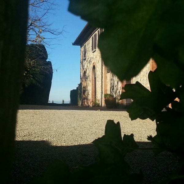 รูปภาพถ่ายที่ Fattoria Montecchio โดย Francesca S. เมื่อ 1/24/2014