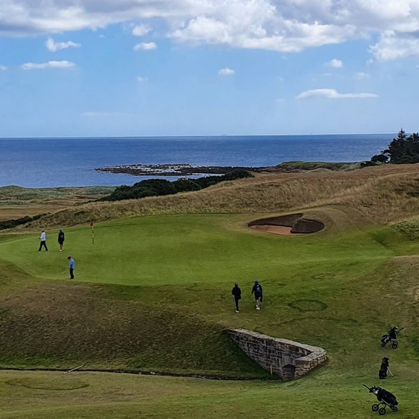 Photo taken at Kingsbarns Golf Course by 정권 이. on 8/21/2022