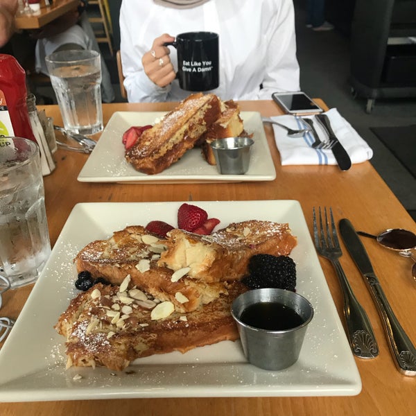 Photo taken at Portage Bay Cafe by Shatha on 7/5/2018