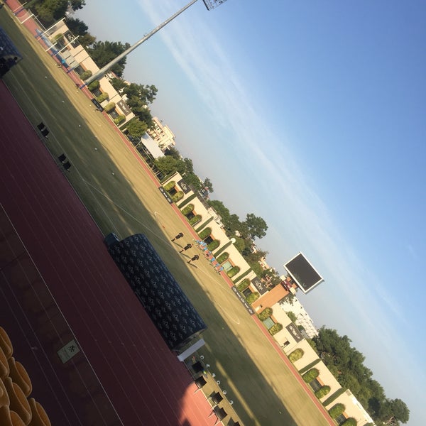 Photo taken at Gloria Sports Arena by Bashir N. on 11/16/2021