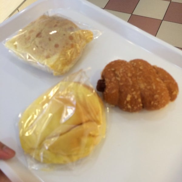 Photos at Berry's Cake House Bakery